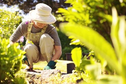 Beautiful and practical garden landscaping in Mottingham